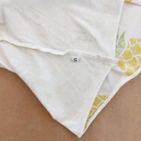 Ace Apparel Women's Yellow Pineapple Crop Top Tee Size S - Picture 3 of 9